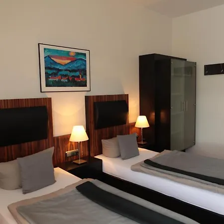 Das Kohnstamm كونيغشتاين إم تاونوس